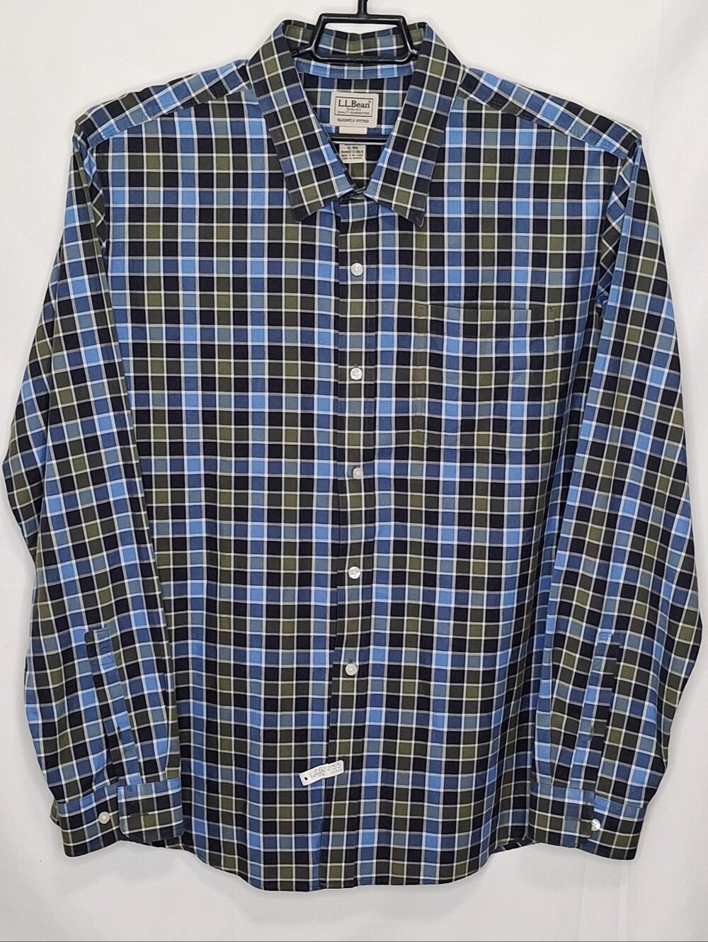 L.L. Bean Men’s Comfort Stretch Blue & Black Plaid Button-Down Shirt Size XL